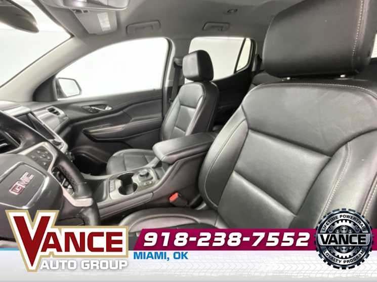 2023 GMC Acadia AWD SLT