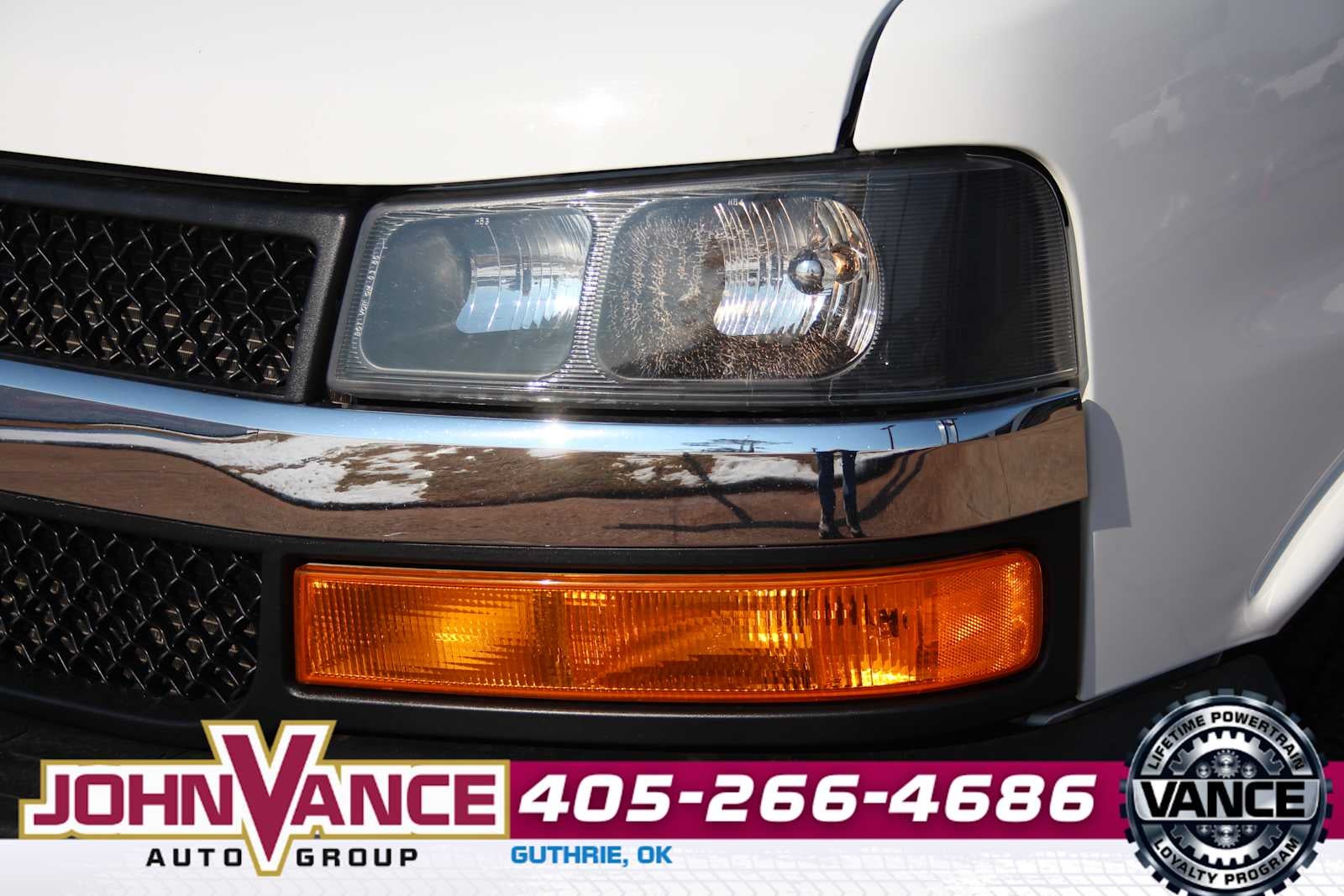 2024 Chevrolet Express Passenger LT