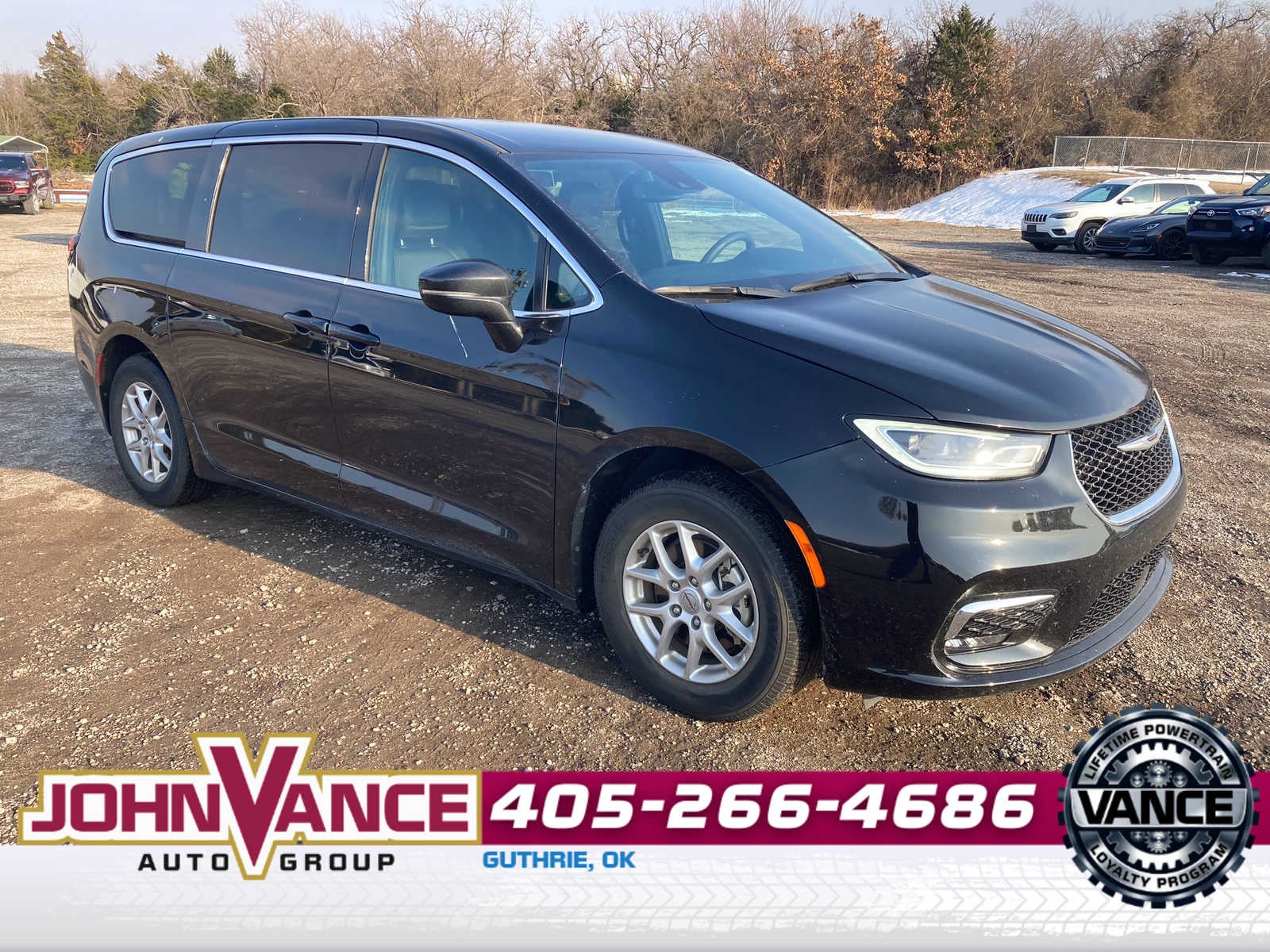 2025 Chrysler Pacifica Select