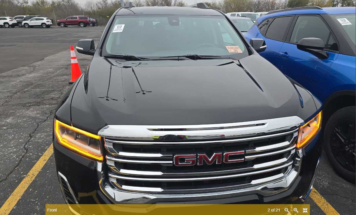 2023 GMC Acadia SLT