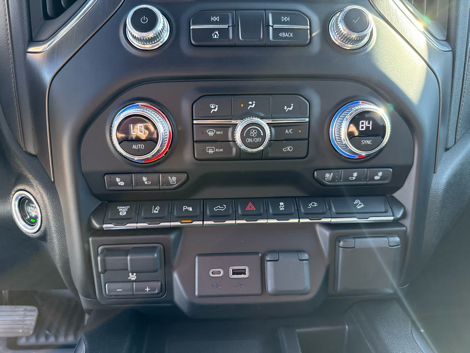 2023 GMC Sierra 2500HD AT4