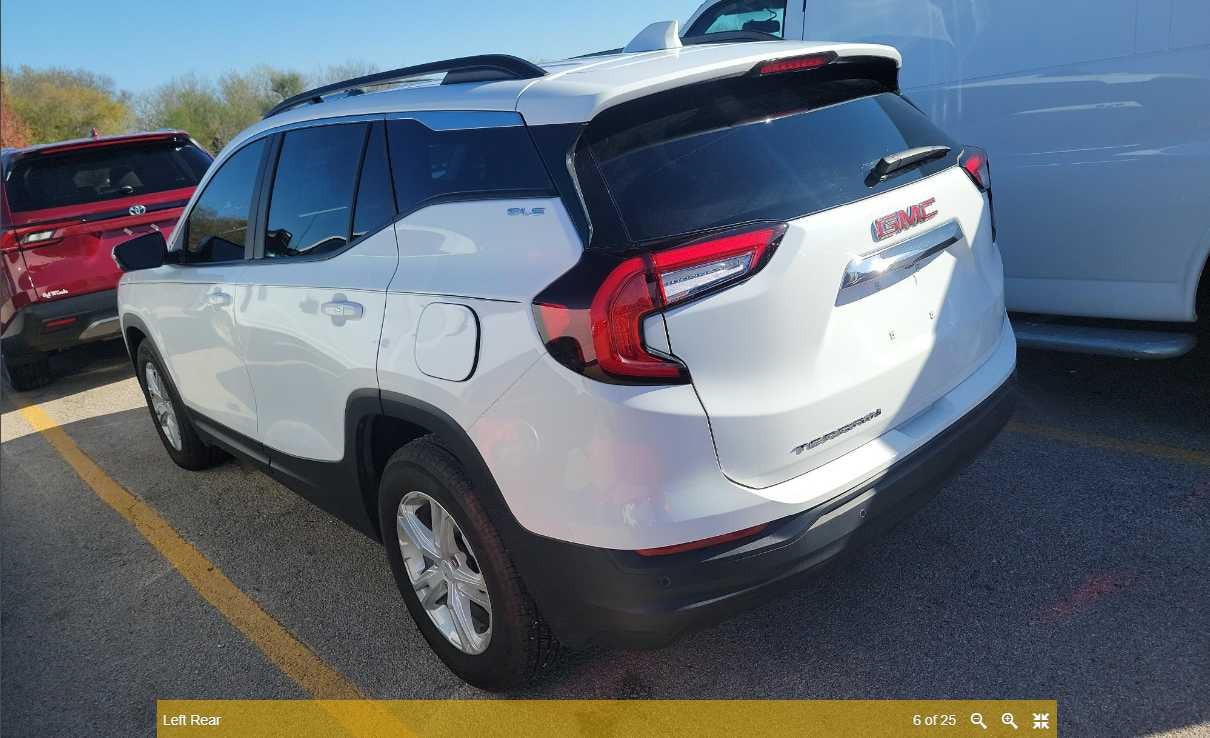 2024 GMC Terrain SLE