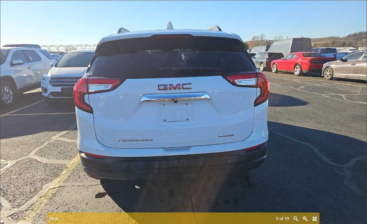 2023 GMC Terrain SLE