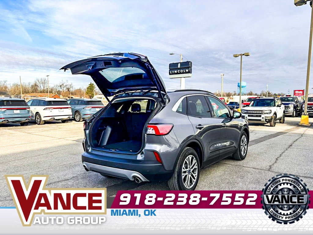 2022 Ford Escape SEL