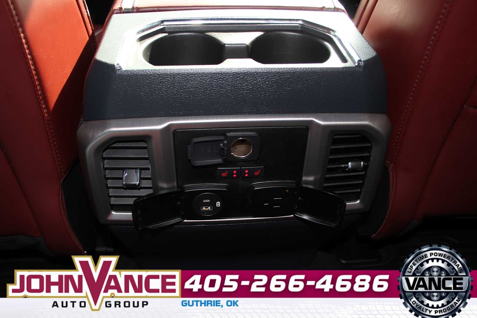 2022 Ford Super Duty F-350 DRW Platinum