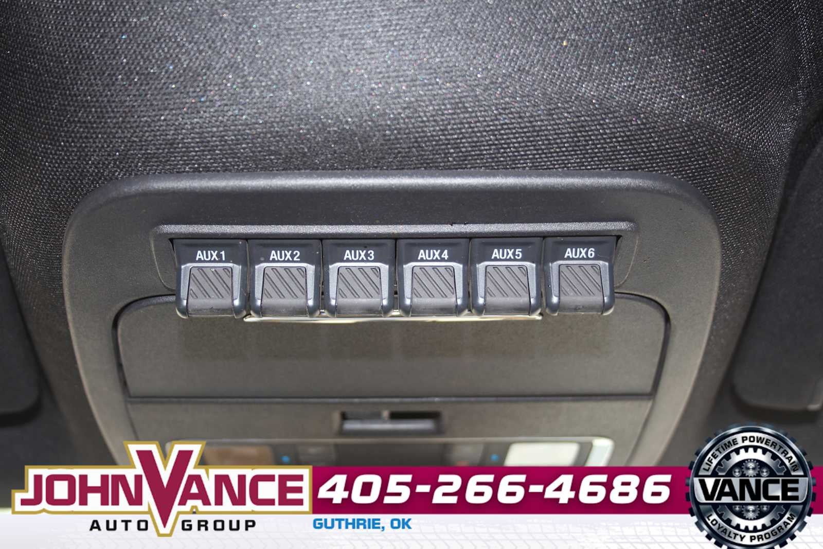 2024 Ford Super Duty F-350 DRW LARIAT