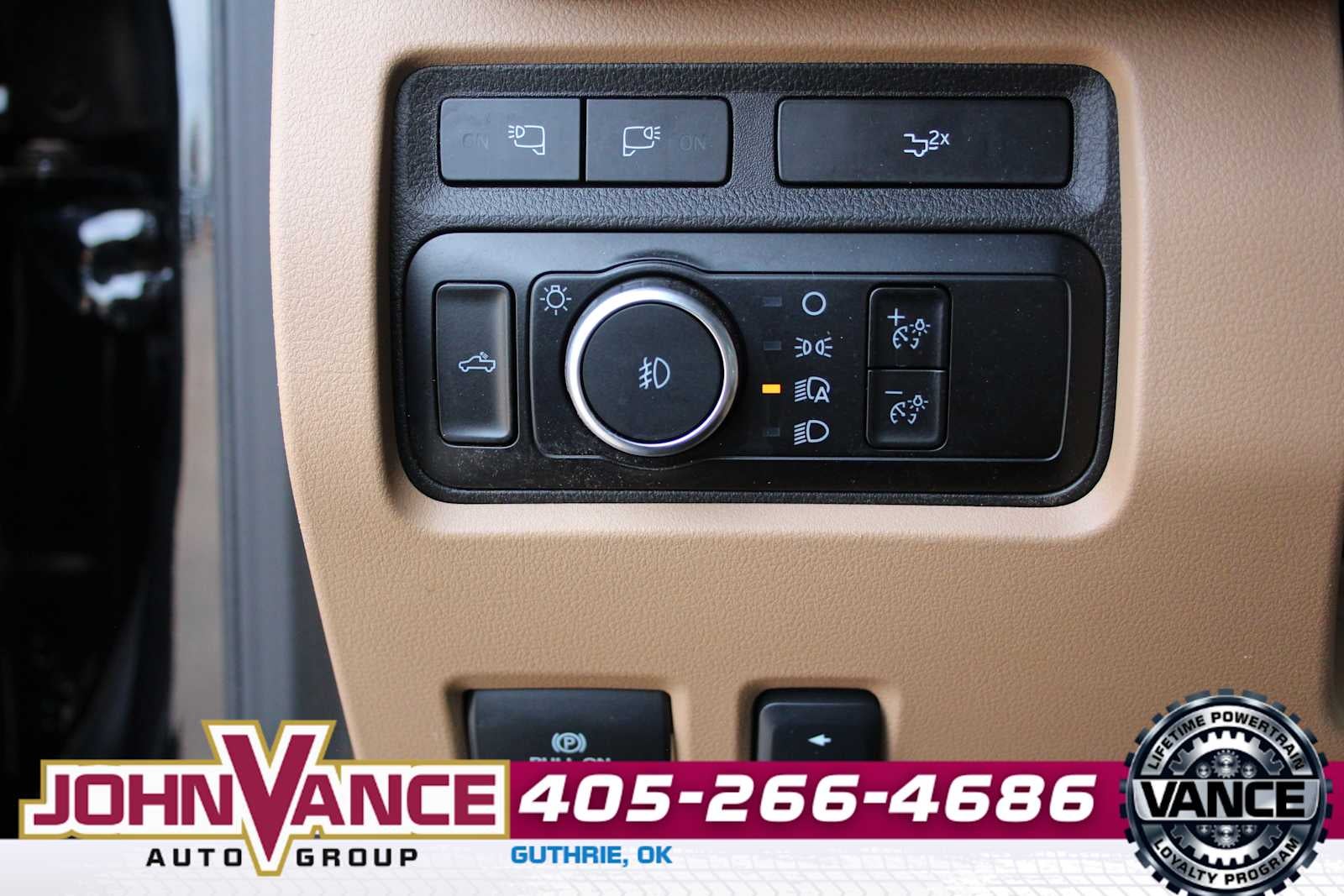 2024 Ford Super Duty F-350 DRW LARIAT