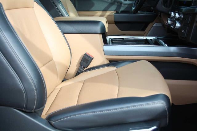 2024 Ford Super Duty F-350 DRW LARIAT